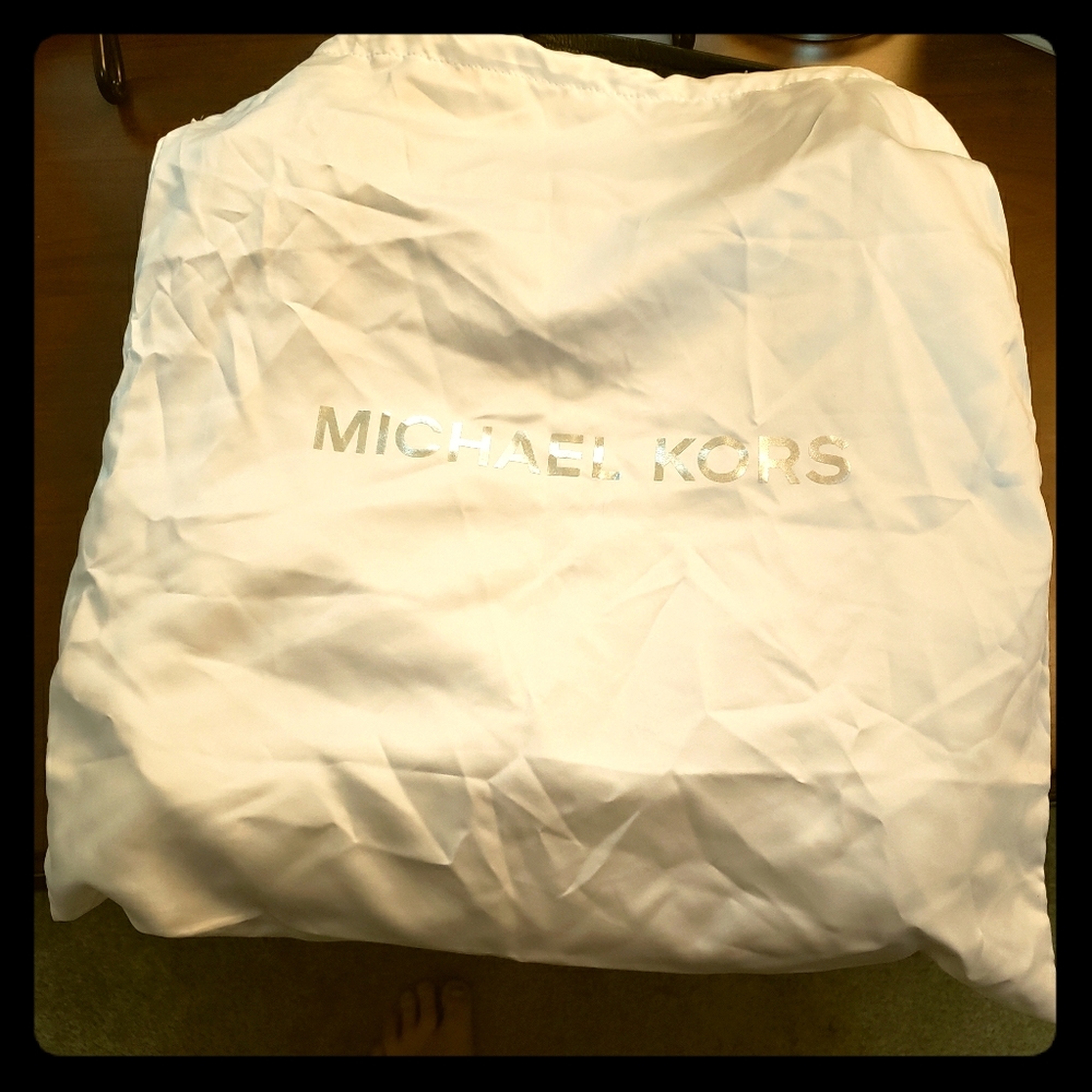 Michael Kors Large Bucket Bag